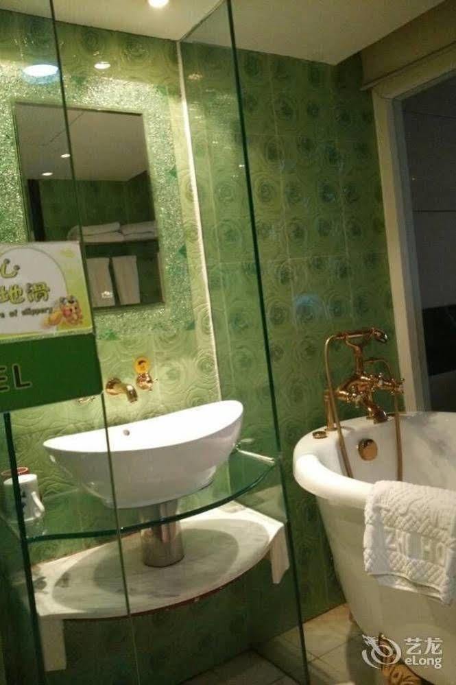 Tianzhi Hotel Harbin Exterior photo